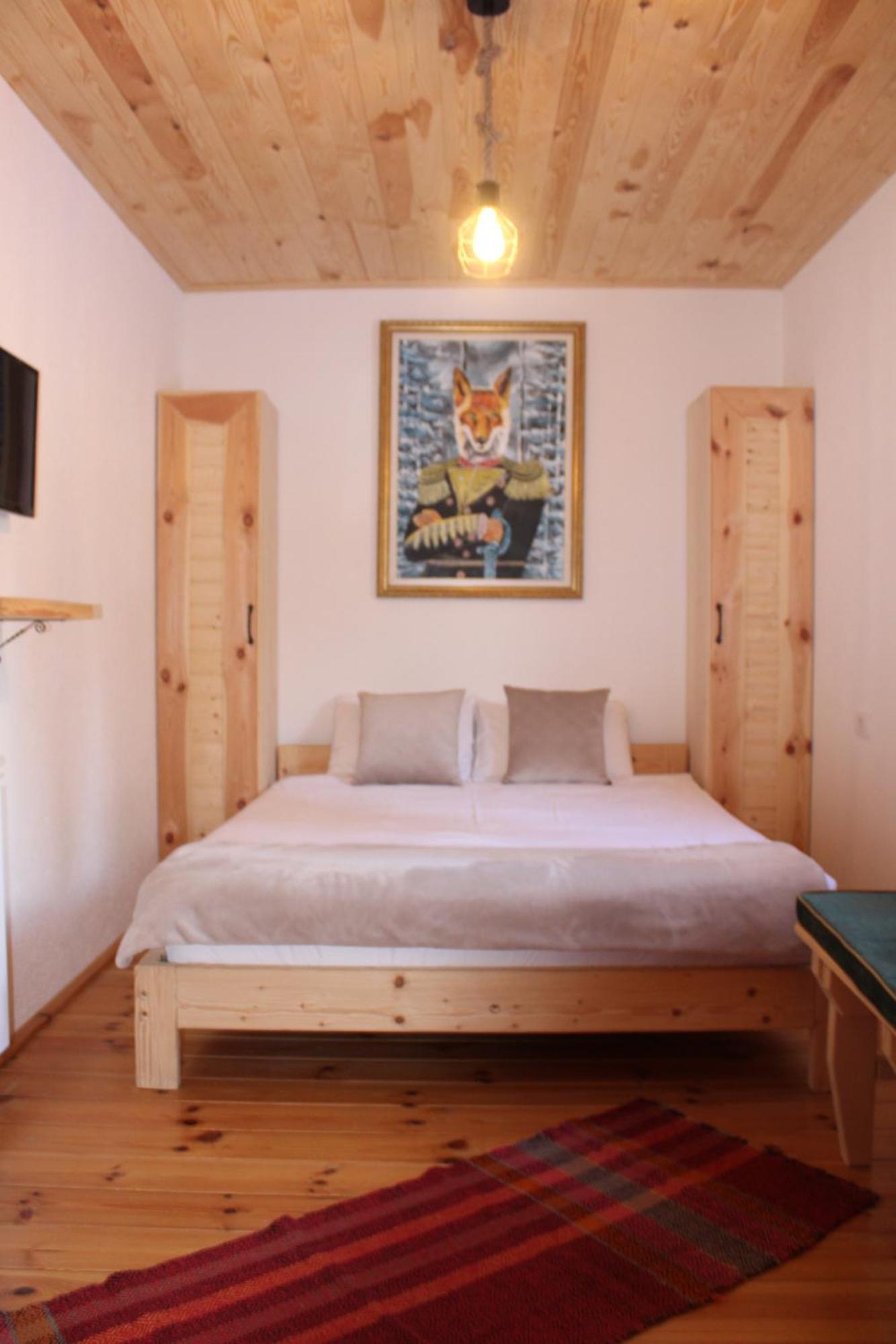 Pubhouse & Rooms Pahulja Колашин Экстерьер фото